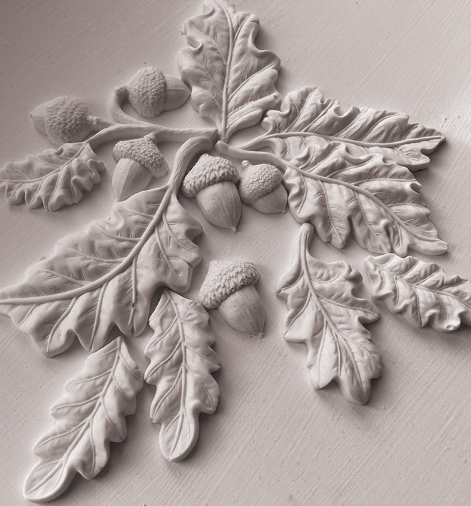 NEW IOD Oak Leaves & Acorns Silicone Mould, 6" x 10"