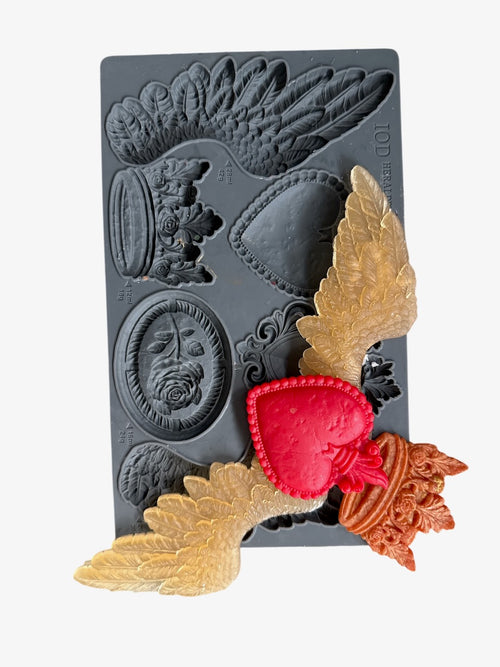 IOD Heraldry Silicone Mould, 6" x 10"