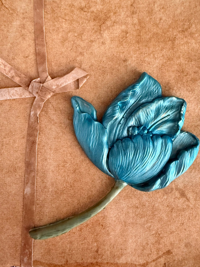 IOD Tulips Silicone Mould, 6" x 10" - Decoupage Central