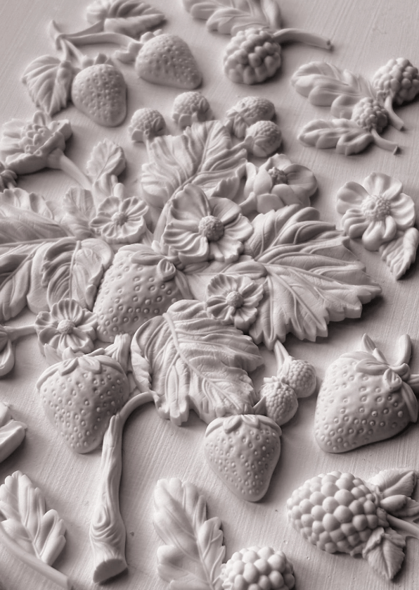 IOD Wild Berries Mould, 6" x 10" - Decoupage Central
